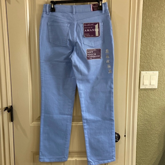 Classic Rise Denim By Gloria Vanderbilt. NWT! - Picture 4 of 16